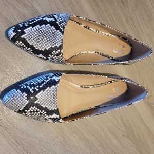 MIX No. 6 flats, black and white snake print, size 8, NEW